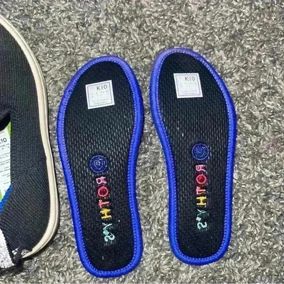 Rothy’s The Kids Black Slip On Sneaker Sz K10 - Picture 5 of 9